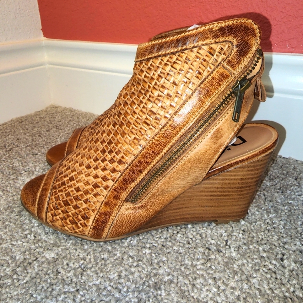 Peep Toe Shoes